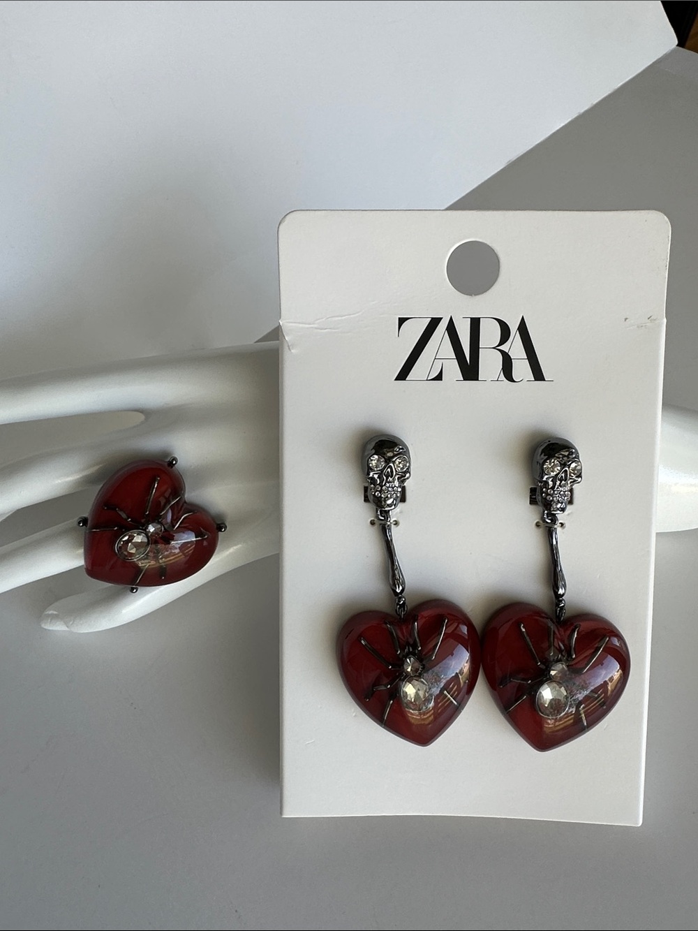 ZARA Red Heart Drop Set of Earrings/Ring with Gunmetal Skull and Spider Detail
